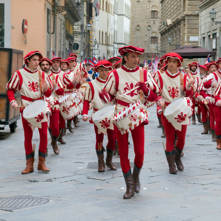 scoppio-del-carro-corteo